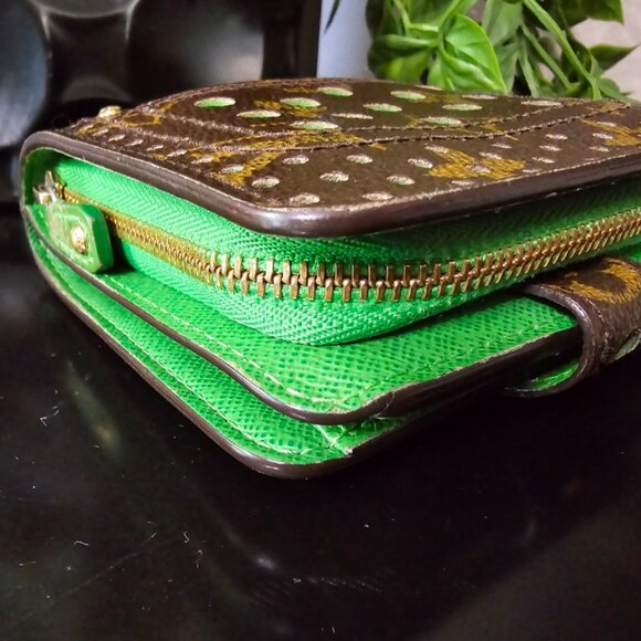 EUC Limited Edition Authentic Louis Vuitton Perforated Wallet - Picture 6 of 16